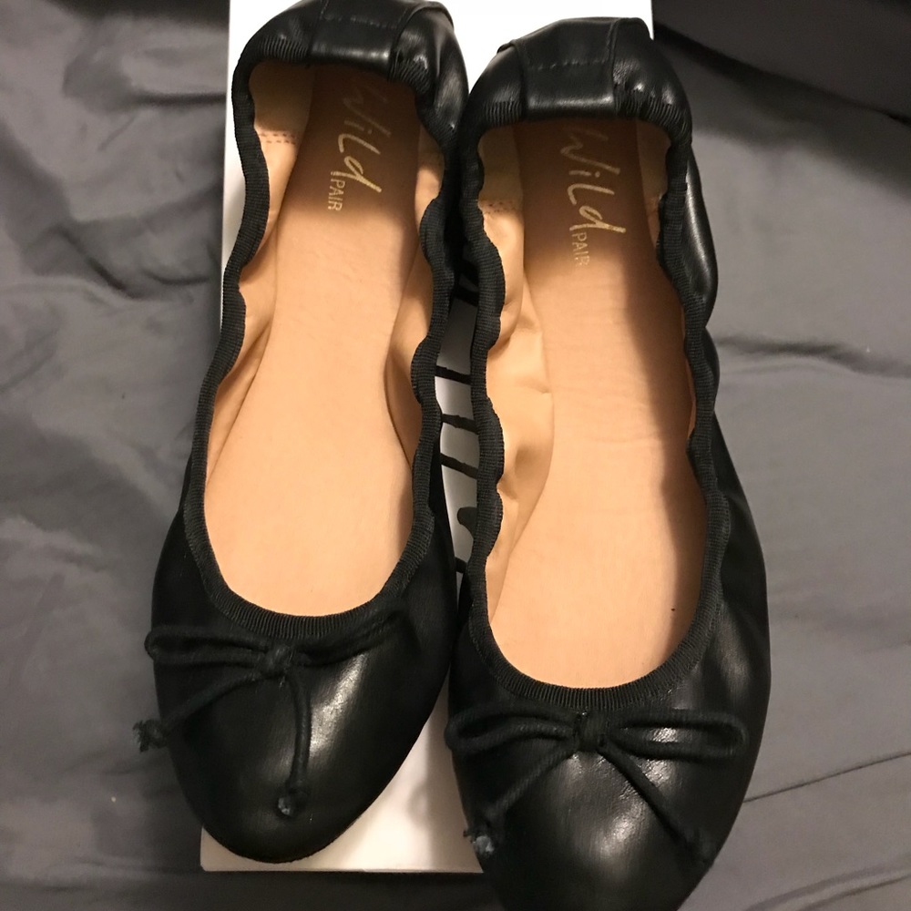 Black Ballet Flats